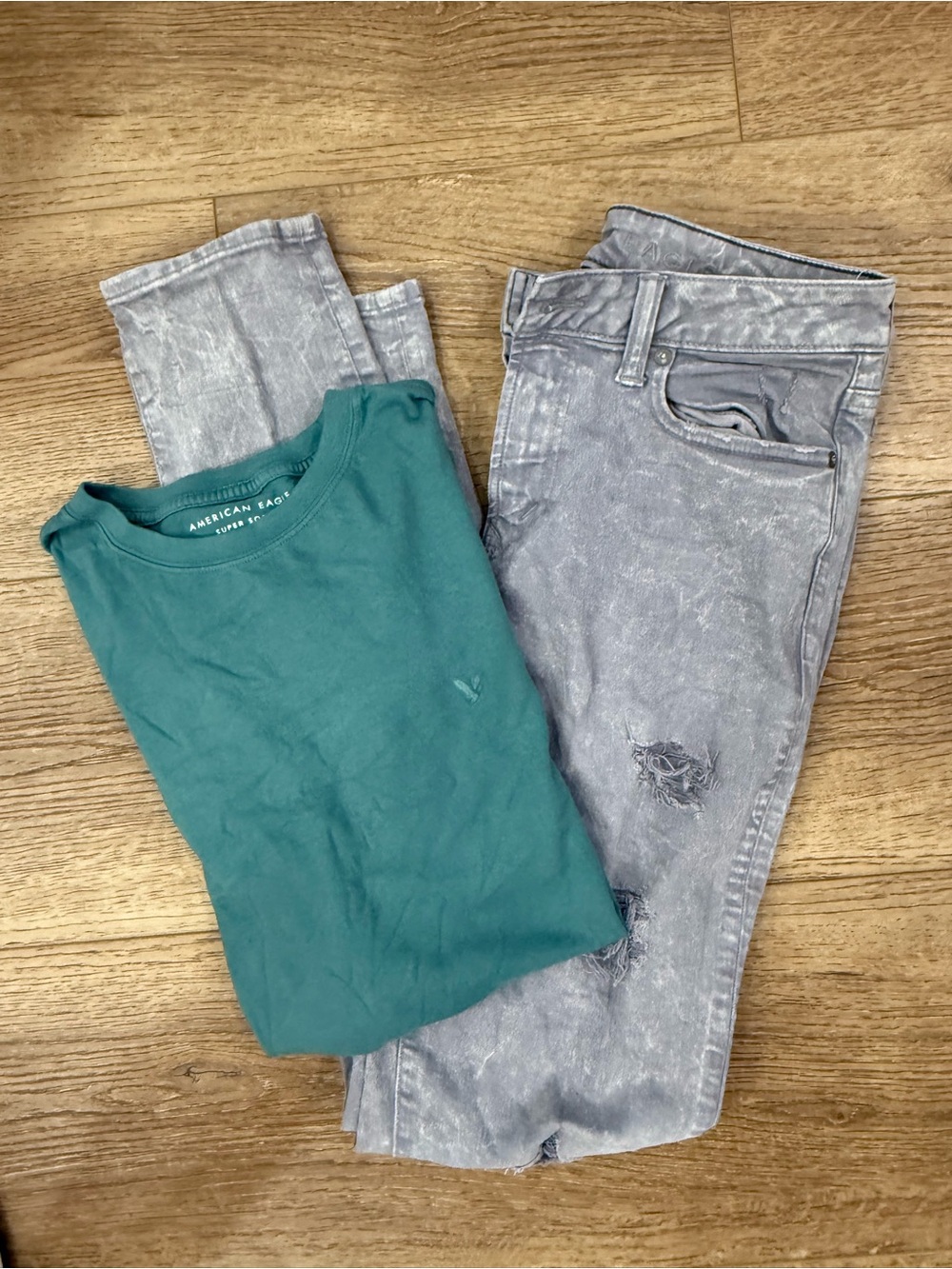 American Eagle Outfitters Teal Slim Skinny Jeans Outfit